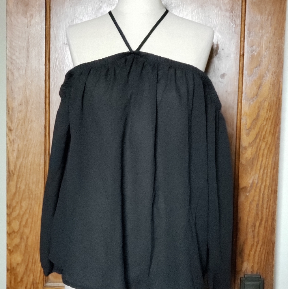 Black halter top - Picture 5 of 7